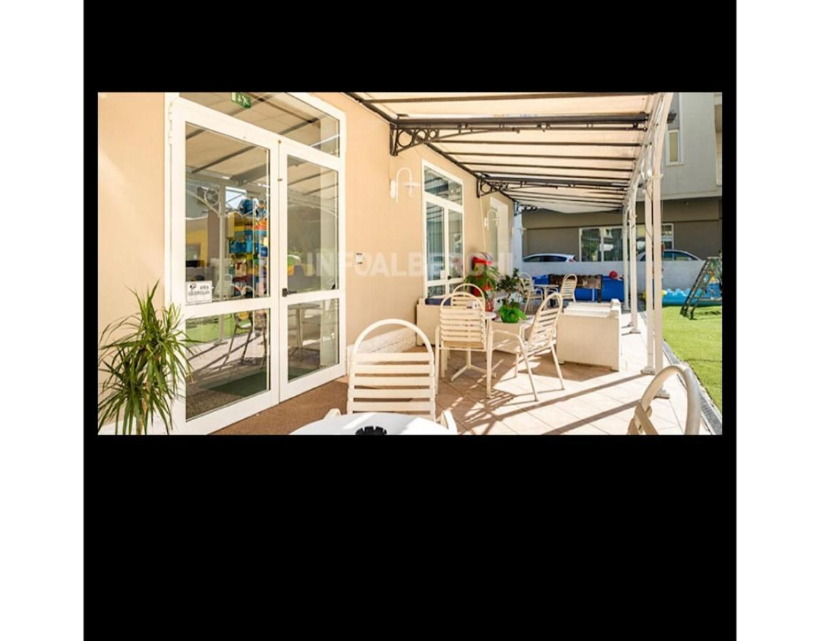 Hotel Silvana Beach Rimini Exterior foto